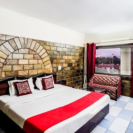 Hotel Oscar Regency Panchkula Dış mekan fotoğraf