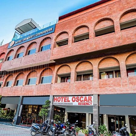 Hotel Oscar Regency Panchkula Dış mekan fotoğraf