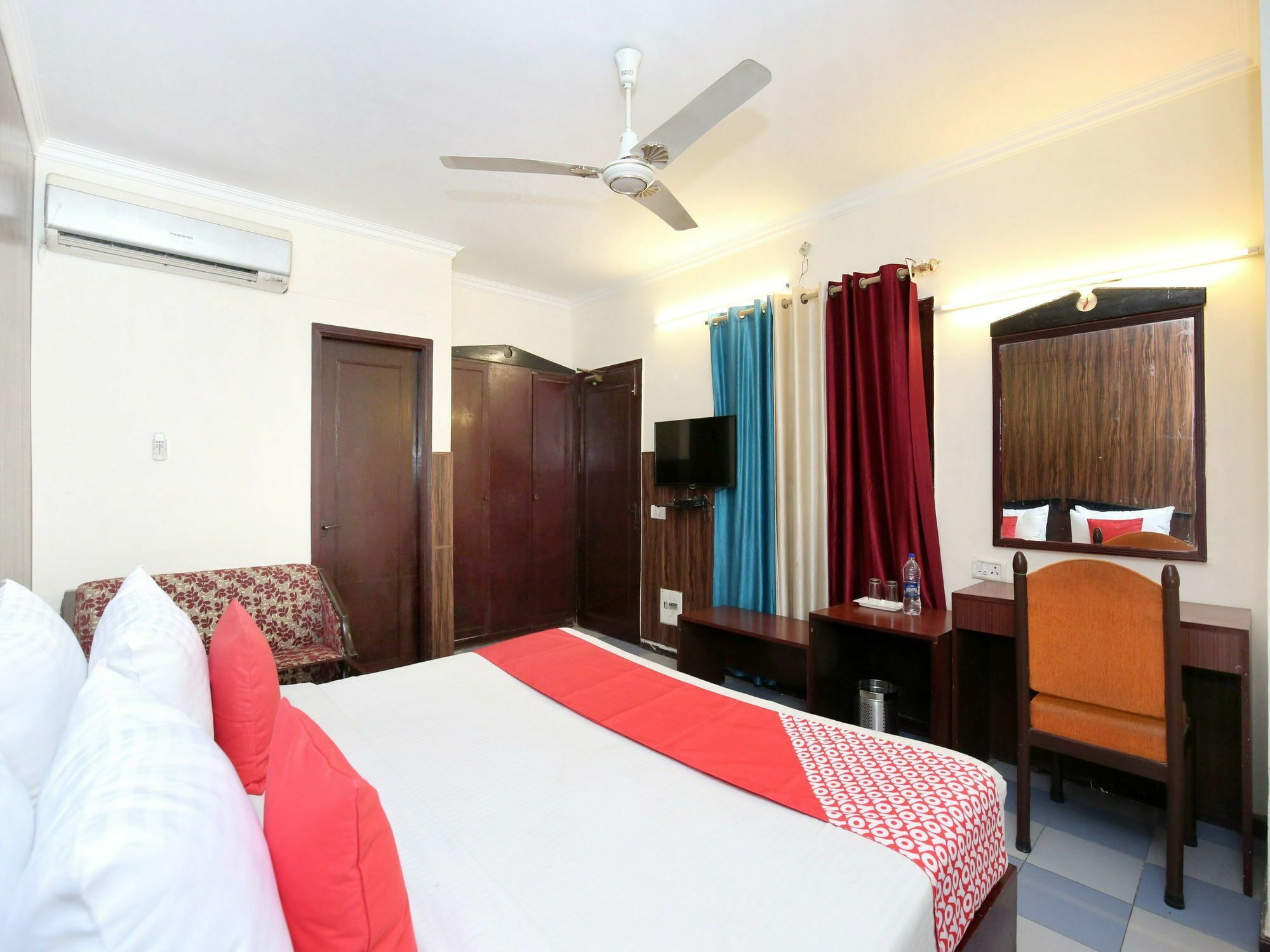 Hotel Oscar Regency Panchkula Dış mekan fotoğraf