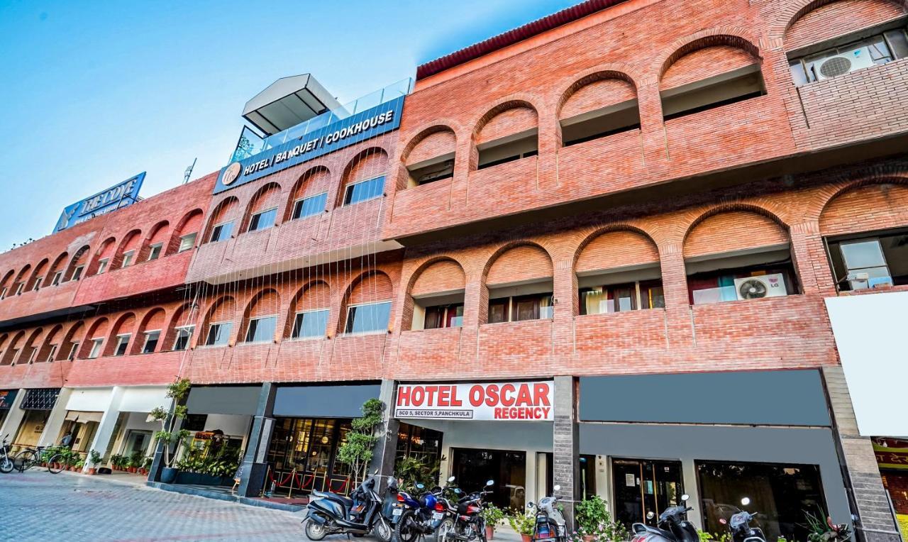 Hotel Oscar Regency Panchkula Dış mekan fotoğraf